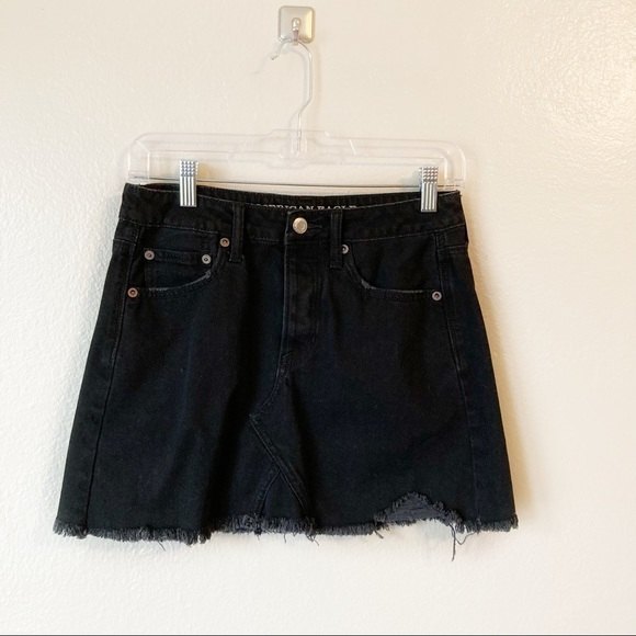 American Eagle Black‎ Denim Cut Off Skirt Size 2 - Picture 2 of 6